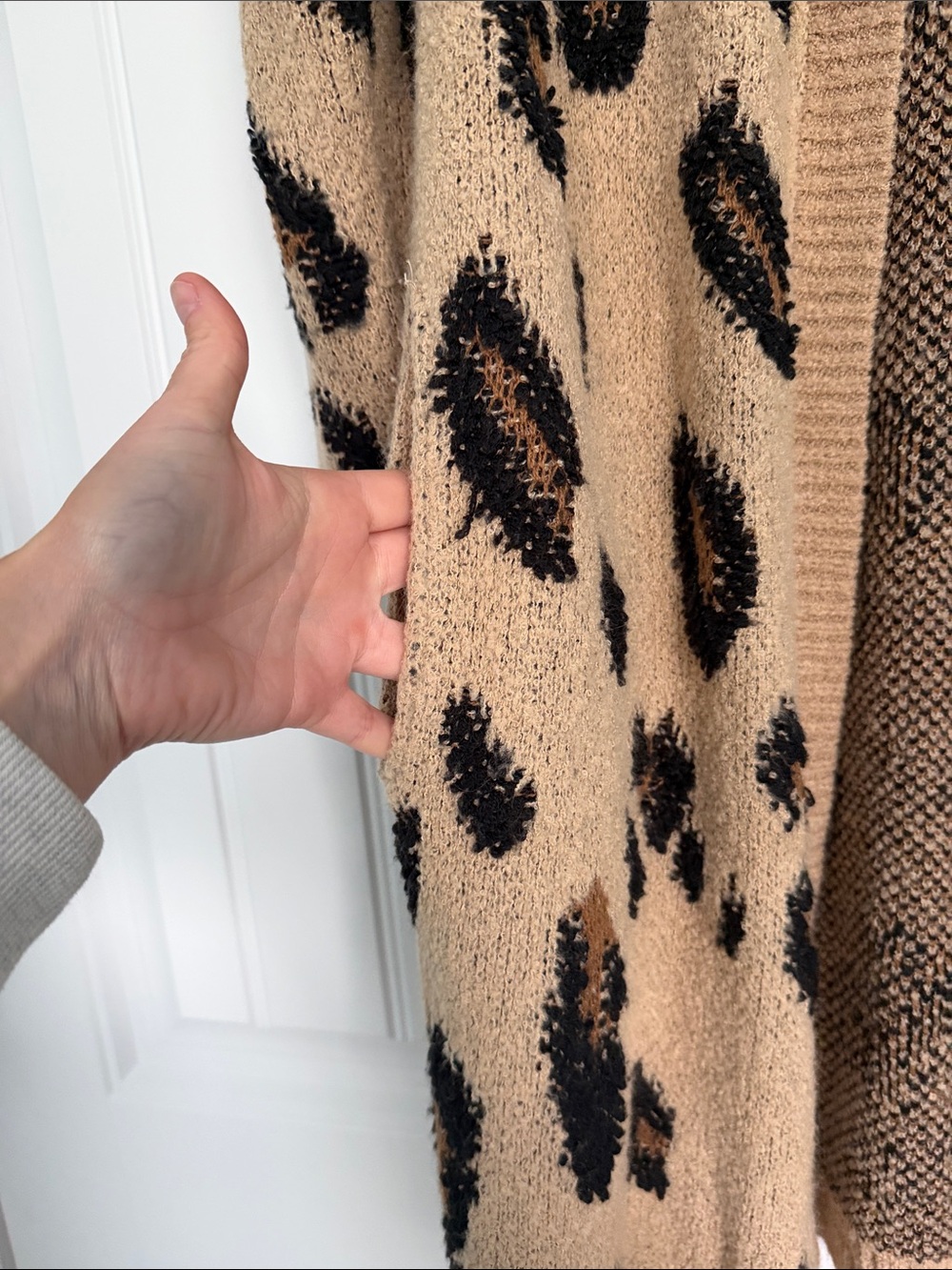 Knox Rose Tan Leopard-Print Open-Front Cardigan - Picture 2 of 5